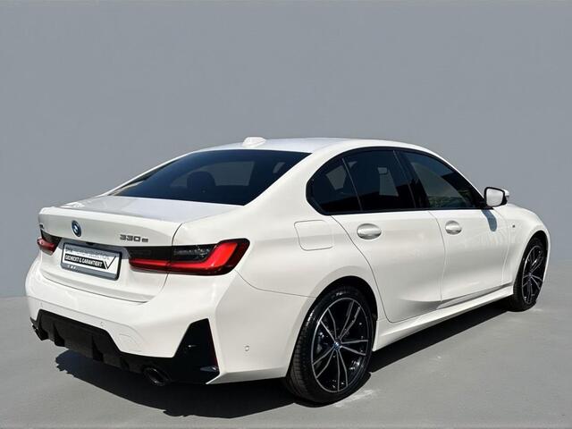 BMW 3-SERIE 330e xDrive