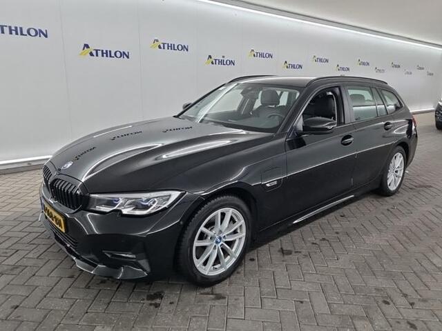 BMW 3-SERIE Touring 320e Aut. Business Ed. | Trekhaak | BMW Laser | Leder |
