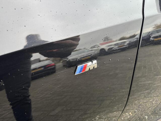 BMW 3-SERIE Touring 320i High Executive M-Sport | Camera | Navigatie | DAB | 19 Inch Lichtmetalen Velgen | Lederen Bekleding |