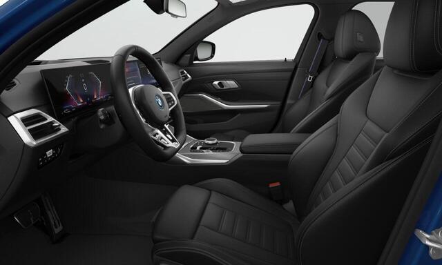 BMW 3-SERIE Touring 330e Individual Lak | M Sportpakket Pro | Innovation Pack | Comfort Pack | Trekhaak | Panoramadak