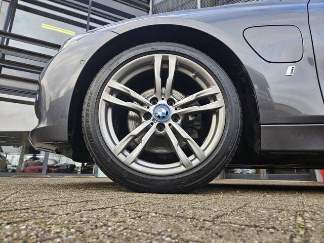 BMW 3-SERIE 330e iPerformance