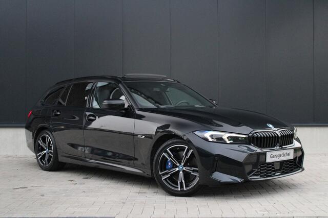 BMW 3-SERIE Touring 330e M Sport - M Sportstoelen - Pano - ACC - Keyless - H&K - Sport Remmen - Memory - Rijklaar