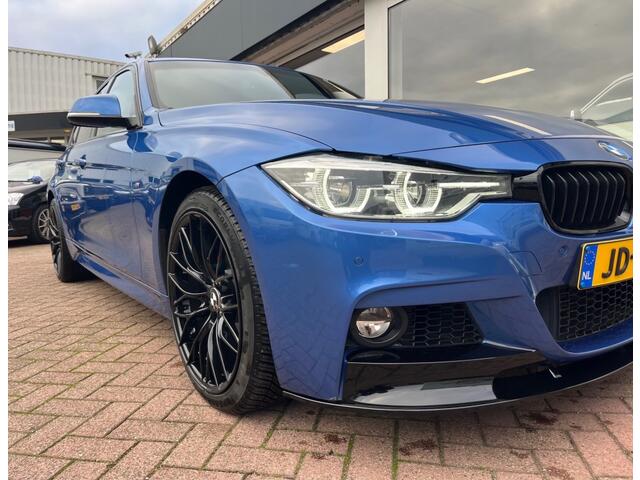 BMW 3-SERIE 318Ii M Sport AUT. Clima Cruise PDC Leder