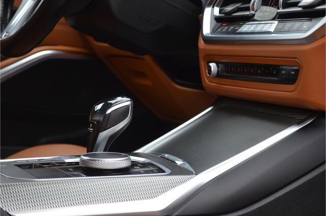 BMW 3-SERIE Touring 318i M Pakket Laser licht! | Leer | Carplay | Stoelverw | Camera | Zeer Mooi en verzorgd exemplaar!