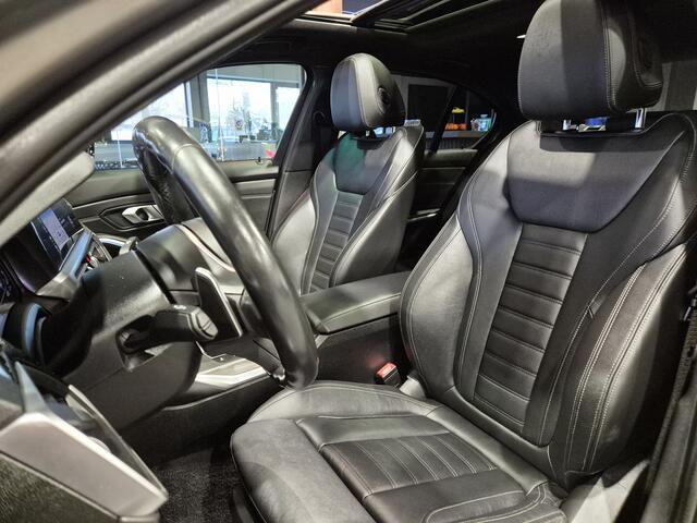 BMW 3-SERIE 320e Business Edition Plus M-Sport | Open dak | Leder | LED | NL-Auto |