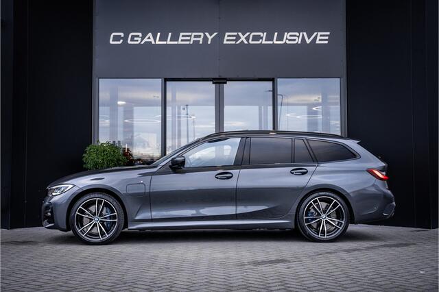 BMW 3-SERIE Touring 330e xDrive High Executive - M Sport | Panorama | H&K | Memory | Elek. Trekhaak