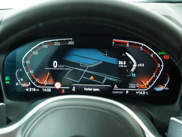 BMW 3-SERIE Touring 320i High Executive Edition | Stoelverwarming | Achteruitrijcamera | Trekhaak |