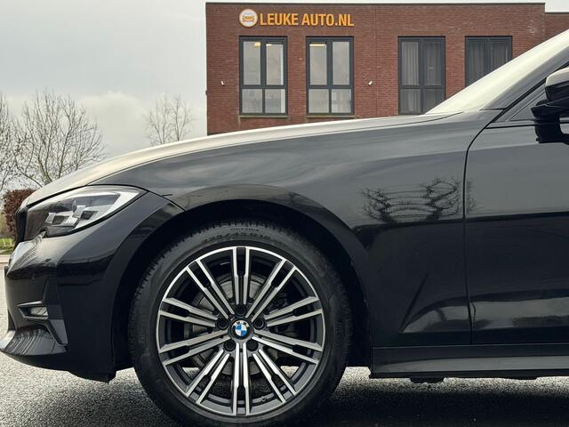 BMW 3-SERIE 318i 157PK Sportline Shadow Virtual Apple-Carplay Leer