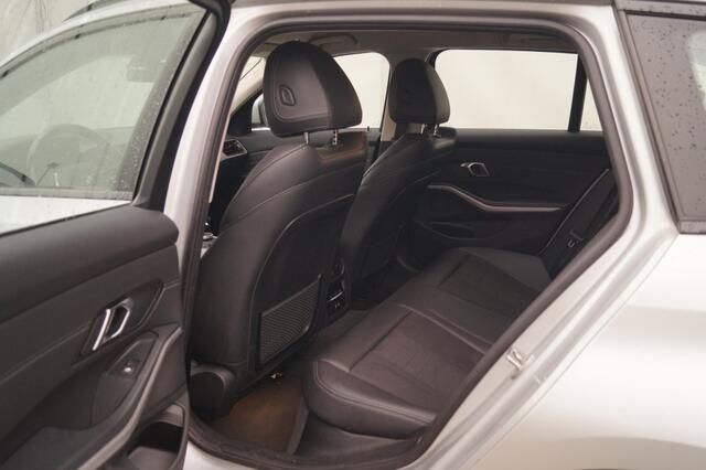 BMW 3-SERIE Touring 320i 184pk Automaat Executive Edition -NAVI-ECC-