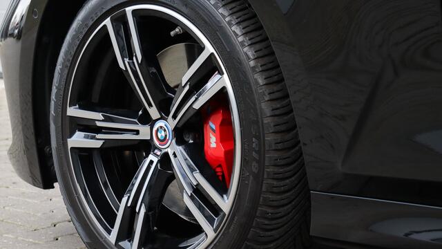 BMW 3-SERIE Touring 320i M-Sport Pro | Head-up | Panoramadak | HiFi | Comfort Access