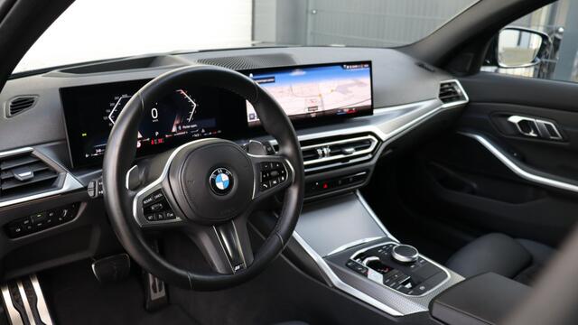 BMW 3-SERIE Touring 320i M-Sport Pro | Head-up | Panoramadak | HiFi | Comfort Access