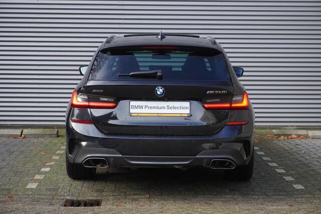 BMW 3-SERIE Touring M340i xDrive High Executive | Audio Media Pack | M Sport Plus Pack | Trekhaak met elektrisch wegklapbare kogel | Glazen panoramadak | Harman Kardon Surround Sound Systeem