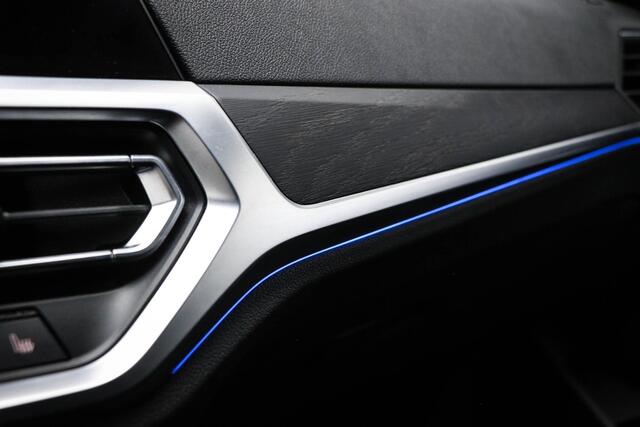 BMW 3-SERIE Touring 320e M-Sport | LASER LED | STOELVERWARMING | HOUTAFWERKING | DAB | APPLE | 18"