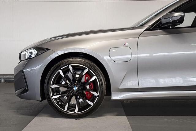 BMW 3-SERIE Touring 330e xDrive