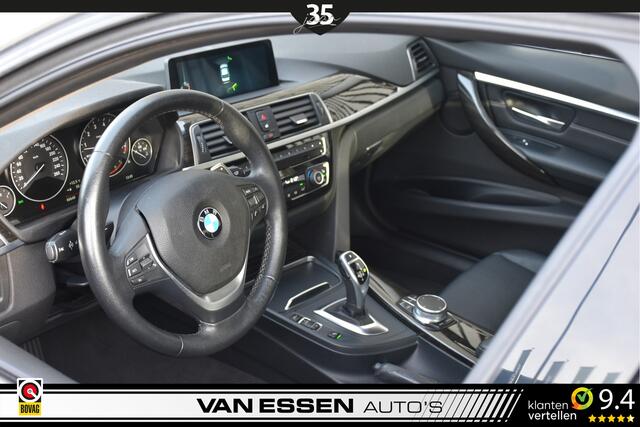 BMW 3-SERIE 320i Luxury Line High Executive Navi Leder Carplay E-Trekhaak NL-Auto! Dealer Onderhouden!