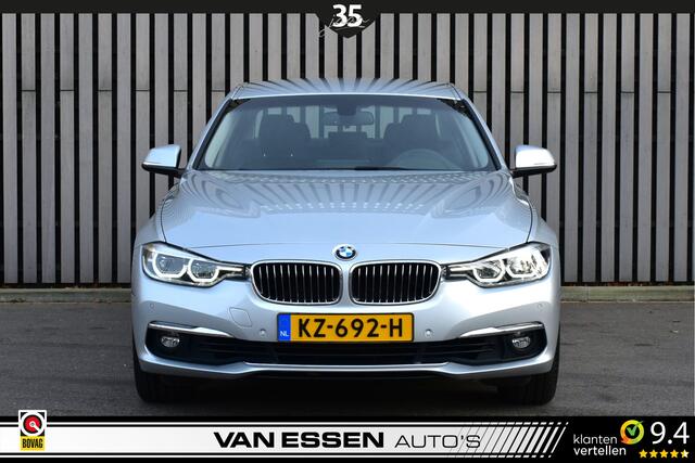 BMW 3-SERIE 320i Luxury Line High Executive Navi Leder Carplay E-Trekhaak NL-Auto! Dealer Onderhouden!