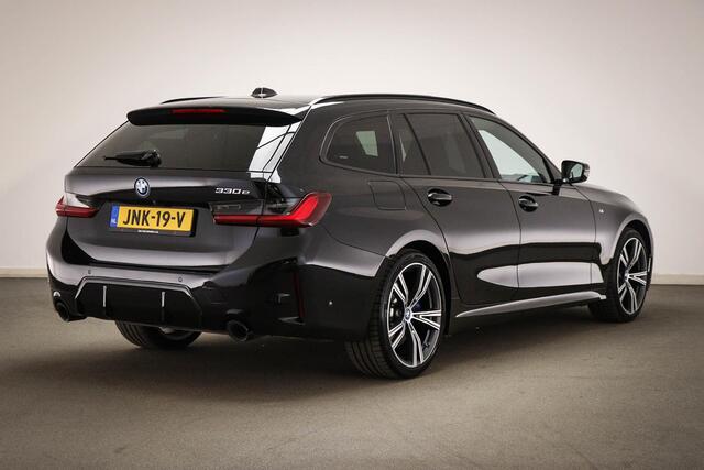 BMW 3-SERIE Touring 330e M-Sport | PANORAMADAK | SUPERSPORT STOELEN | COMFORT / INNOVATION / TRAVEL- PACK | DAB | APPLE | CAMERA