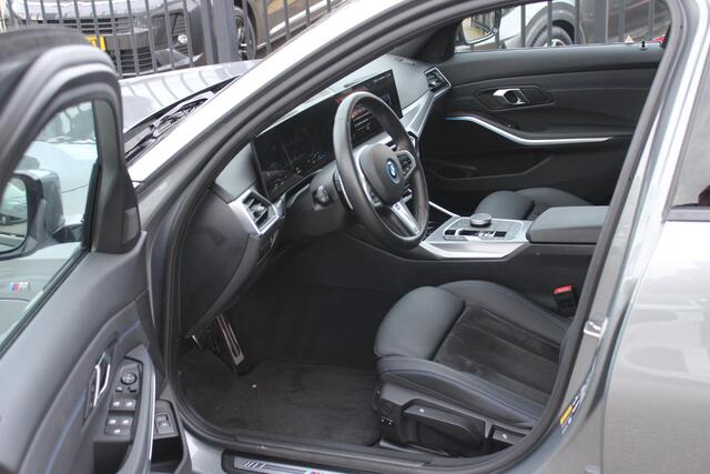 BMW 3-SERIE Touring 320e M-Sport