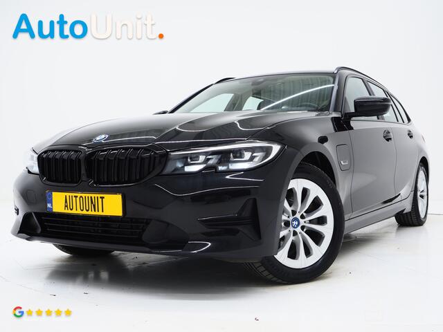 BMW 3-SERIE Touring 320e Shadow Line | Camera | Trekhaak | Leder | Virtual | Cruise | DAB | LED | Carplay