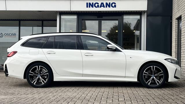 BMW 3-SERIE Touring 330e M-Sport | Navi | Camera | Stoel-Stuurverwarming