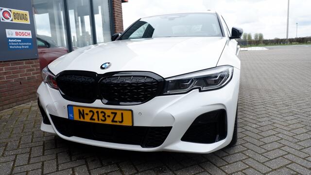 BMW 3-SERIE M340ix High Exec. Laser/Head-up/Pano/H&K