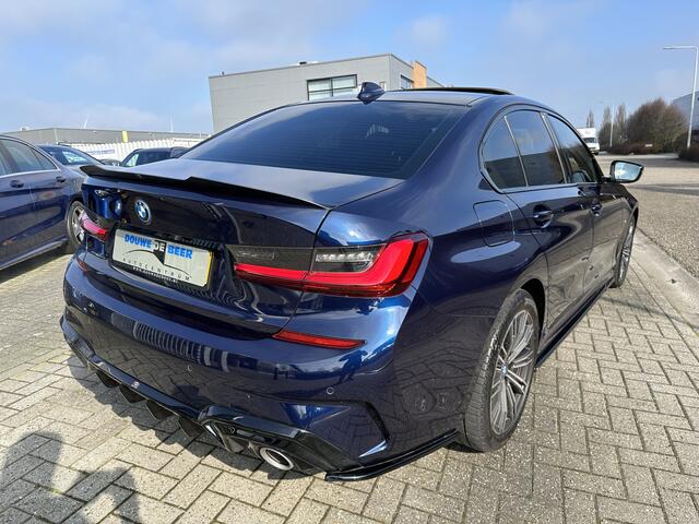 BMW 3-SERIE 330e M-sport Maxton Schuifdak | HUD | Laser | Leer | Keyless | Memory | Sportuitlaat |