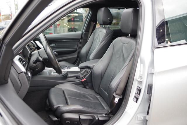 BMW 3-SERIE Touring 318i Automaat High Executive M-Sport, Panoramadak, LED, Leder, Keyless