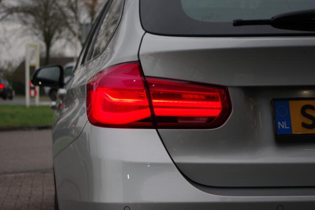 BMW 3-SERIE Touring 318i Automaat High Executive M-Sport, Panoramadak, LED, Leder, Keyless