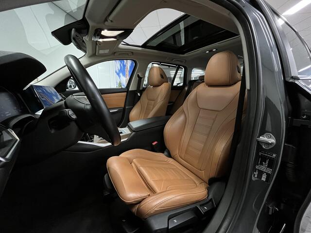 BMW 3-SERIE Touring 330i Executive Edition | Panoramadak | Trekhaak | Stoelverwarming |
