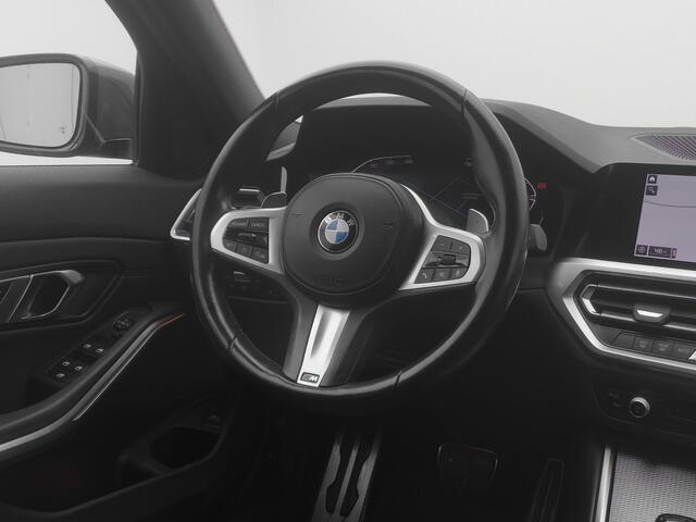 BMW 3-SERIE Touring Touring 318i Business Edition M-Sport | NAVI | CARPLAY | TREKHAAK