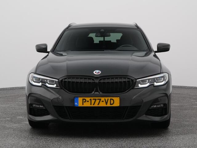 BMW 3-SERIE Touring Touring 318i Business Edition M-Sport | NAVI | CARPLAY | TREKHAAK