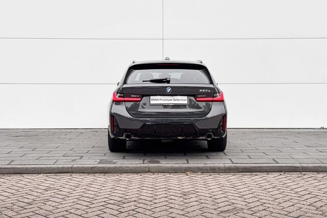 BMW 3-SERIE Touring 330e