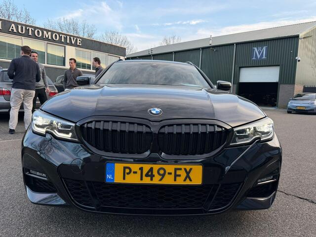 BMW 3-SERIE Touring 318i High Executive Edition M Sport | Afneembare trekhaak | Stoelverwarming | Origineel Nederlands geleverd (NAP) | Rijklaar geleverd incl. 12 maanden BOVAG-garantie