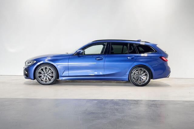 BMW 3-SERIE Touring 318i High Executive Model M Sport Aut.
