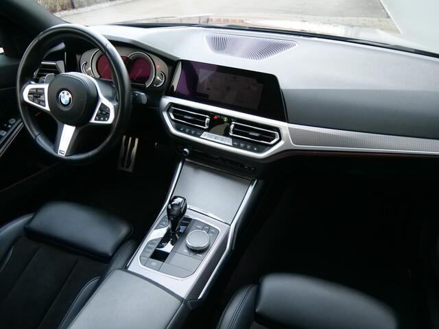 BMW 3-SERIE M340i xDrive High Executive 374 Pk Automaat Navigatie / Apple Carplay / Schuifdak / Stoelverwarming