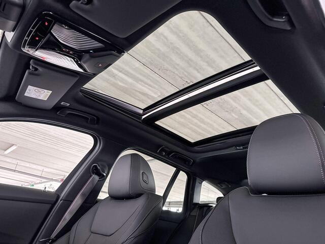 BMW 3-SERIE Touring 330e