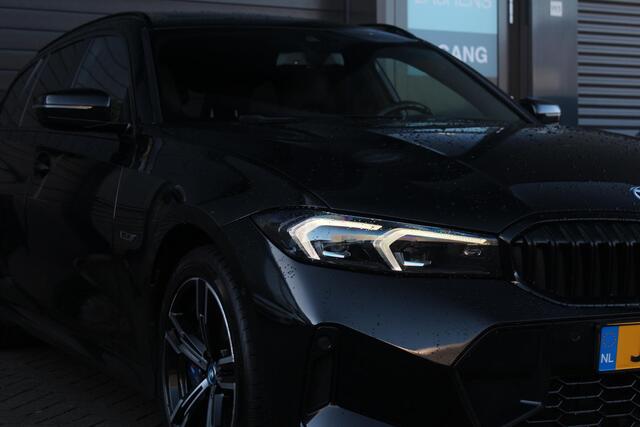 BMW 3-SERIE Touring 330e | Panoramadak | M Schaalstoelen | H+K | HUD | Adaptieve cruise Control | LED | 19 Inch