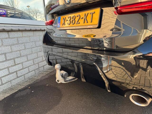BMW 3-SERIE 318I M-sport Touring G21 Facelift, Widescreen, Carplay, Leder, Trekhaak, Orig NL!