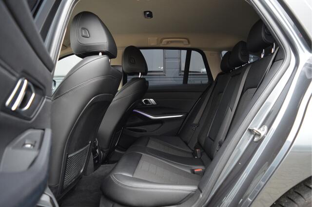 BMW 3-SERIE Touring 320i Business Edition | ORG. NL | LED | SFEERVERLICHTING |