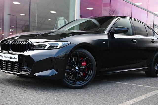 BMW 3-SERIE 318i M Sport Automaat / Trekhaak / Sportstoelen / Achteruitrijcamera / M Sportonderstel / Comfort Access / Stuurverwarming / Adaptieve LED / Harman Kardon / Widescreen Display