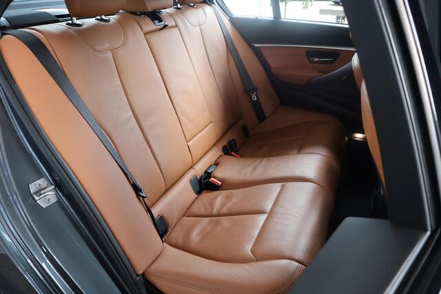 BMW 3-SERIE 320i Edition M Sport Shadow Executive | M Sport | HiFi | Cruise Control | 18" LM