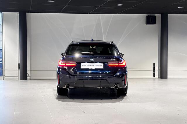 BMW 3-SERIE Touring 330e | M Sport Pro | Glazen Panoramadak | Harman Kardon | Trekhaak |
