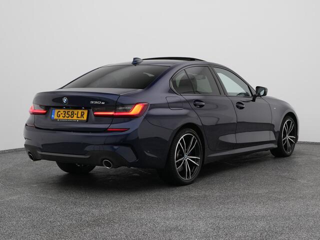 BMW 3-SERIE 330e eDrive Edition M-Sport | LEDER | KEYLESS | STOEL - STUURVERW. | CAMERA