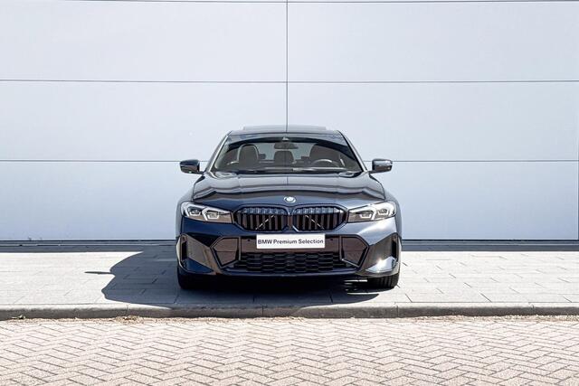 BMW 3-SERIE Sedan 318i M-Sport