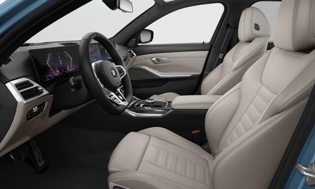 BMW 3-SERIE 330i xDrive / Trekhaak Elektrisch / Glazenpanorama dak / Elektrische stoel / Harman Kardon