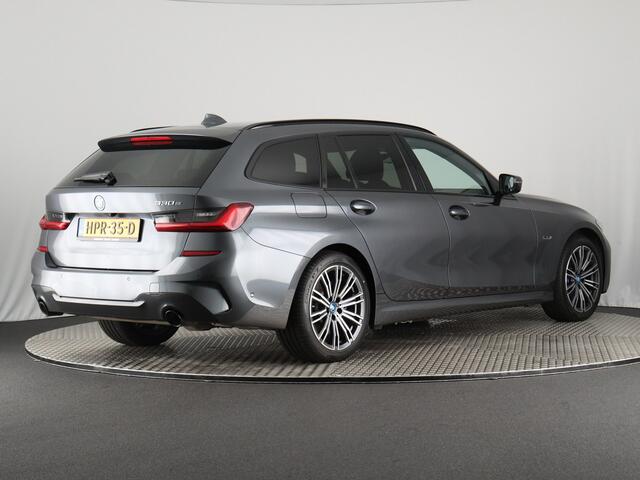 BMW 3-SERIE Touring 330e Business Edition + M Sport (Pano / Navi / Cruise / Camera / Carplay)