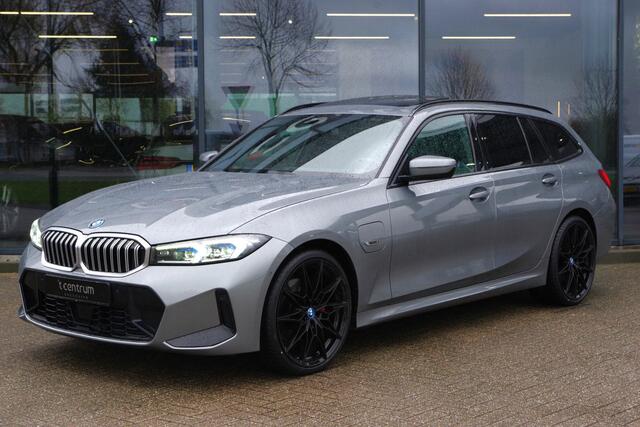 BMW 3-SERIE Touring 330e 293 PK xDrive M Sport PHEV, Panoramadak, Adap. Cruise Control, Memory, Head-Up