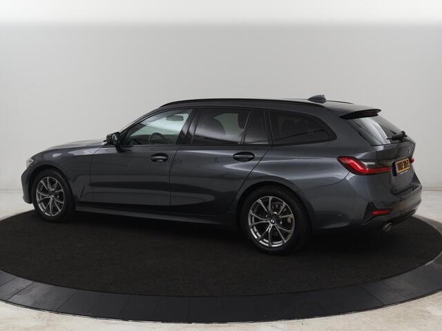 BMW 3-SERIE 318d Sport Line | Stoelverwarming | Sportstoelen | Carplay | Live Cockpit | Half leder | Navigatie | Full LED | Parkeerhulp | Cruise control