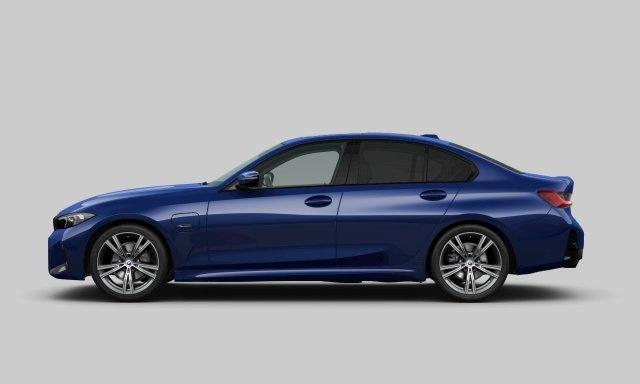 BMW 3-SERIE 330e M-Sport | Schuifdak | Harman Kardon | Stuurverwarming