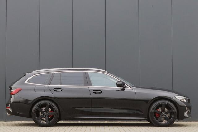BMW 3-SERIE Touring 320d Luxury Line Pano Leder 19inch Dealer OH.